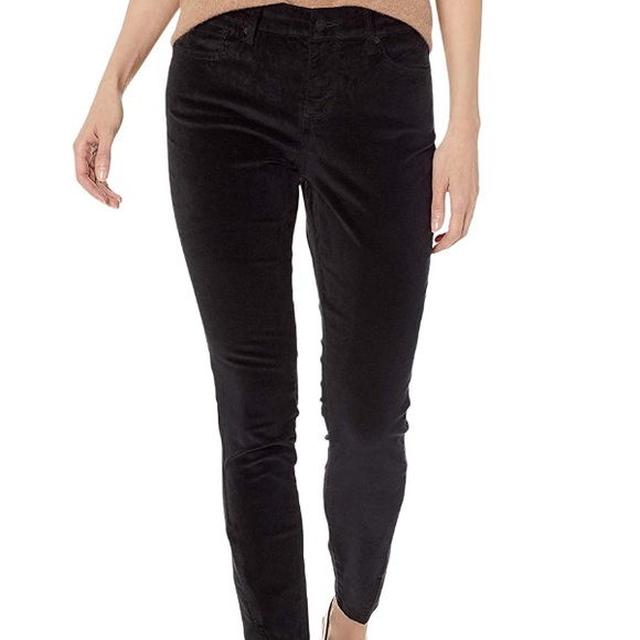 NYDJ Ami Skinny Black Velvet Jeans EUC